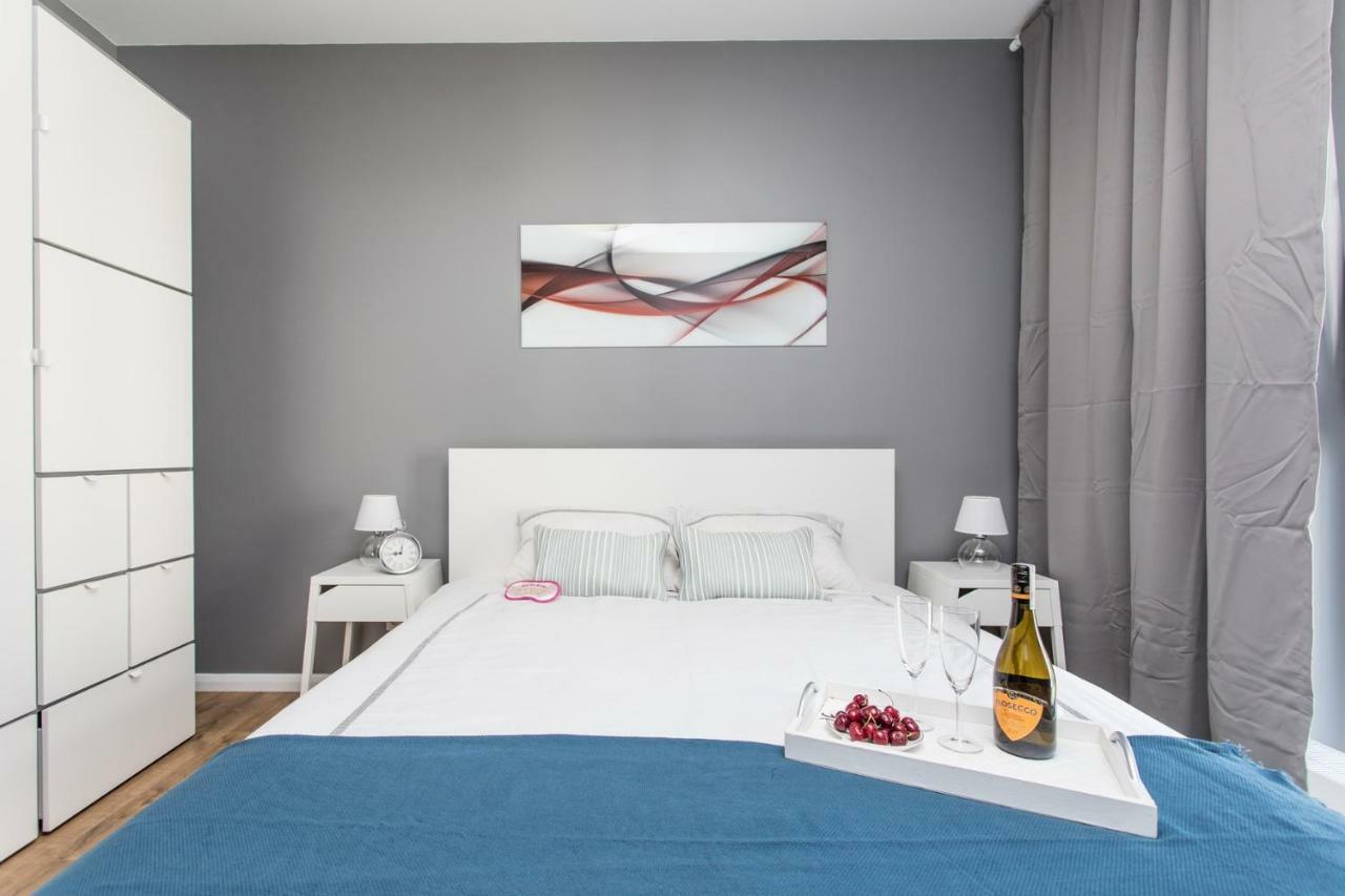 Seaside Beach 150M Do Plazy - Parking - Praia Apartments - Polsat Ergo Arena Plus Gdańsk Eksteriør bilde